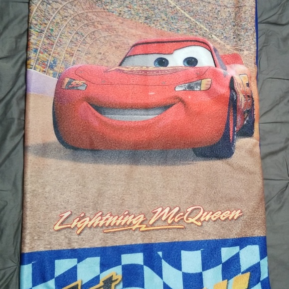 lightning mcqueen sleeping